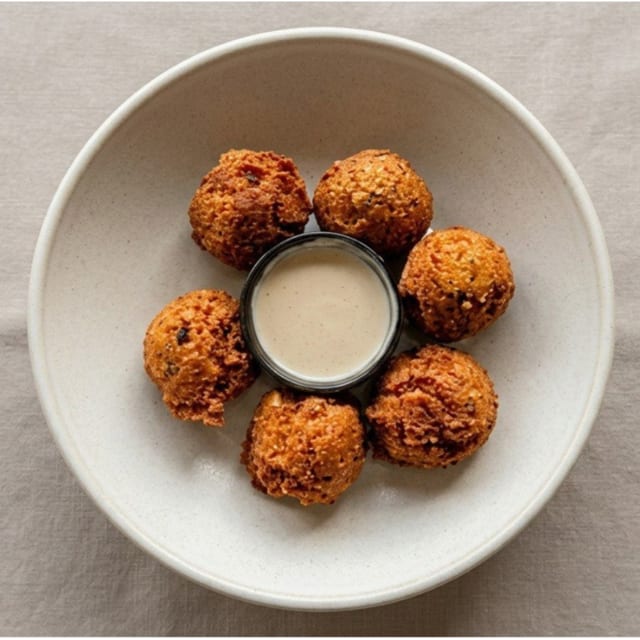 Falafel (6 Piece).